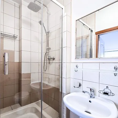 Goscinne Sterowa 5 3* Władysławowo